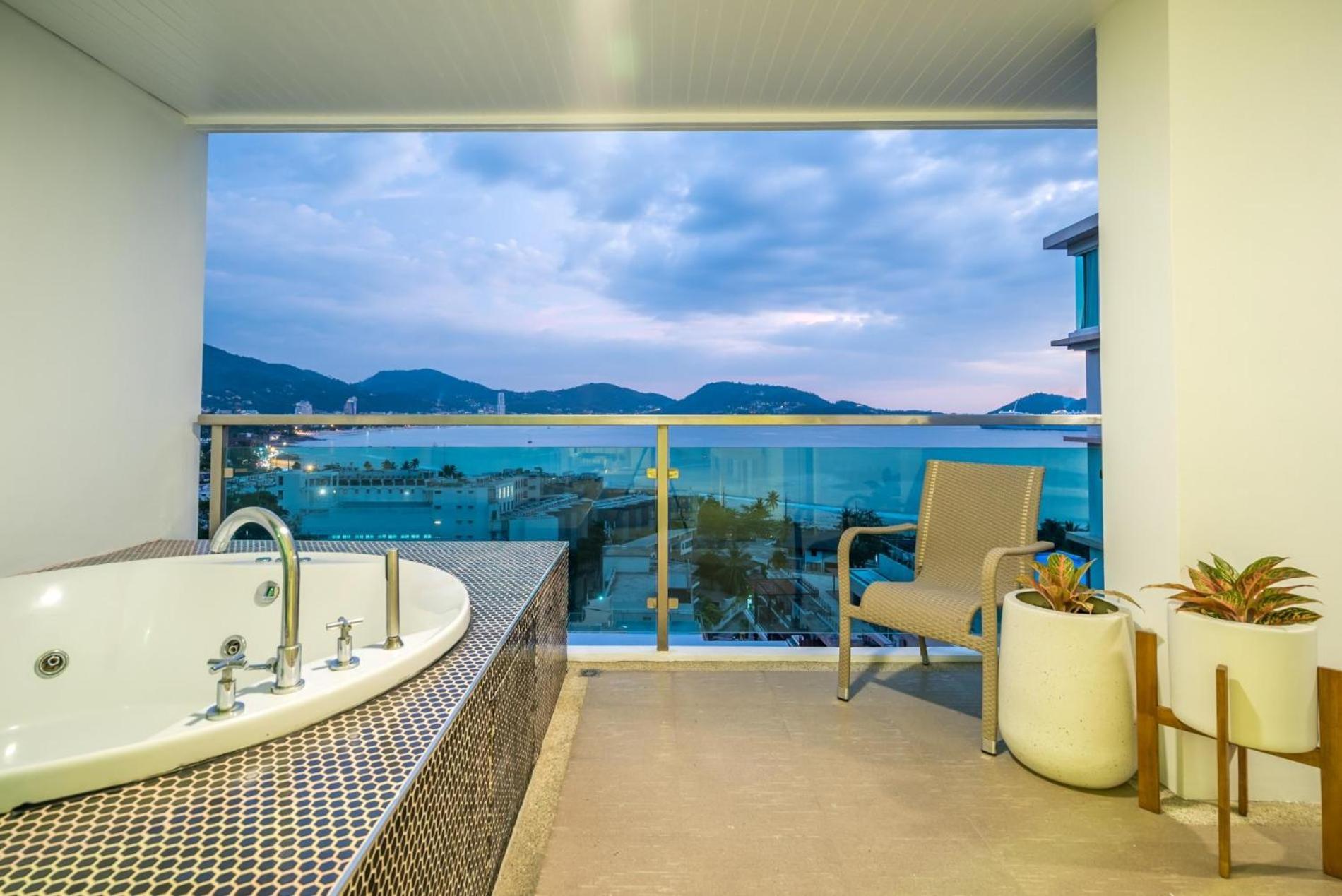 Baycliff Residence By Lofty Patong Dış mekan fotoğraf