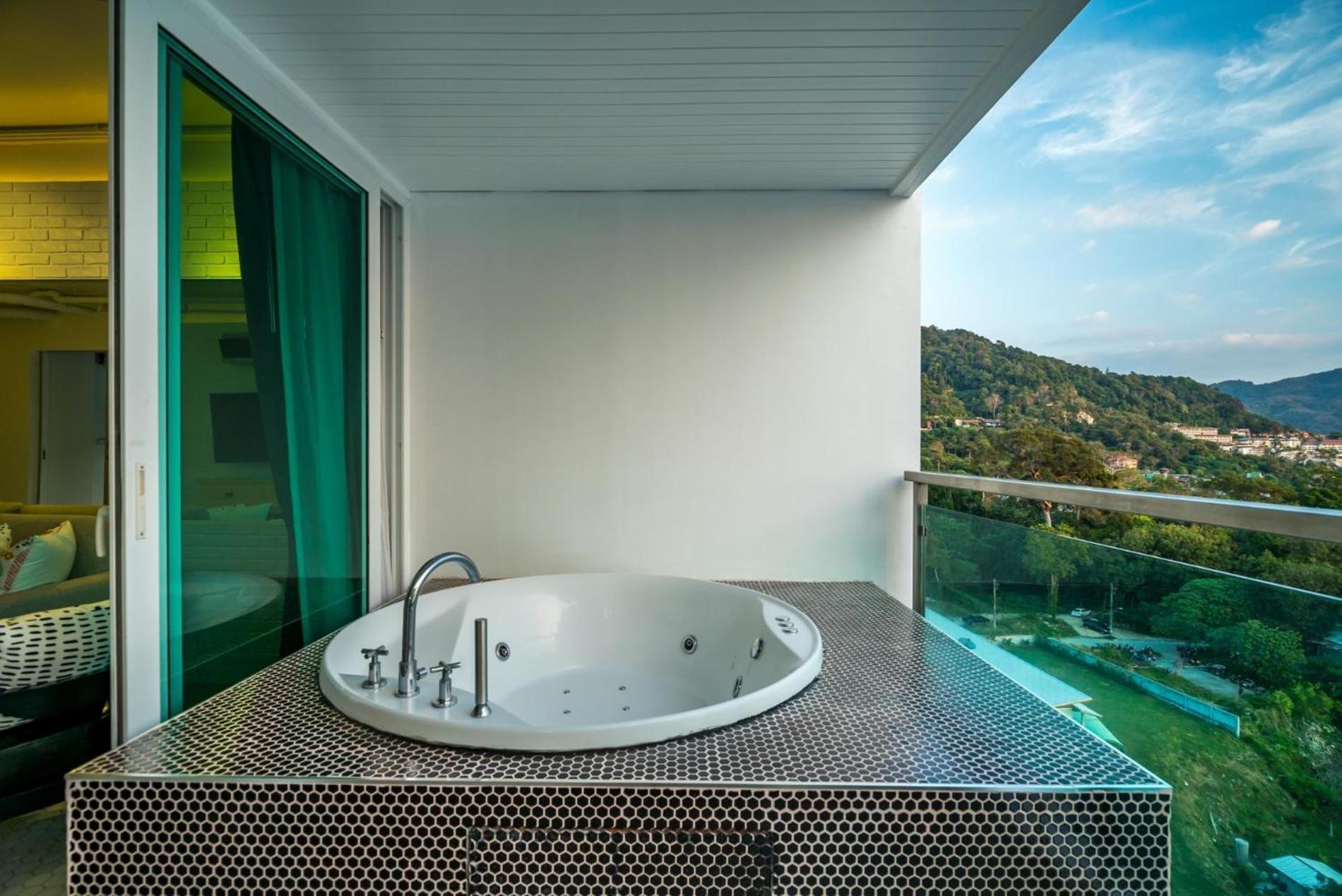 Baycliff Residence By Lofty Patong Dış mekan fotoğraf
